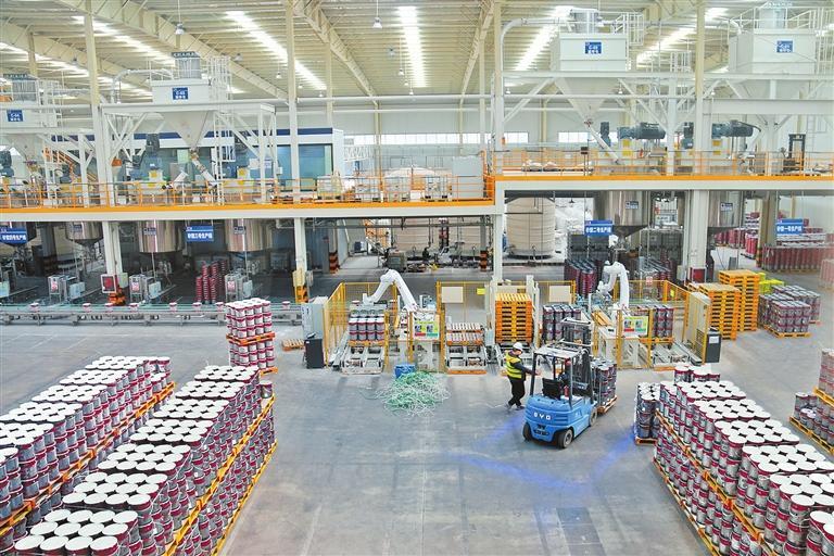 好石頭鏈出“南召路徑”，新型建筑材料制造產(chǎn)業(yè)聚勢騰飛